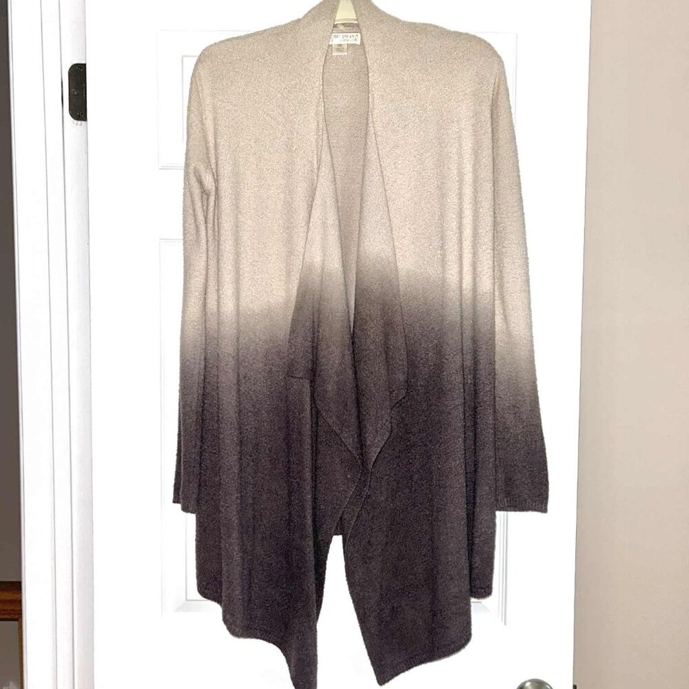 BAREFOOT DREAMS Ombrè Calypso Wrap Open Cardigan; Stone/Cocoa
